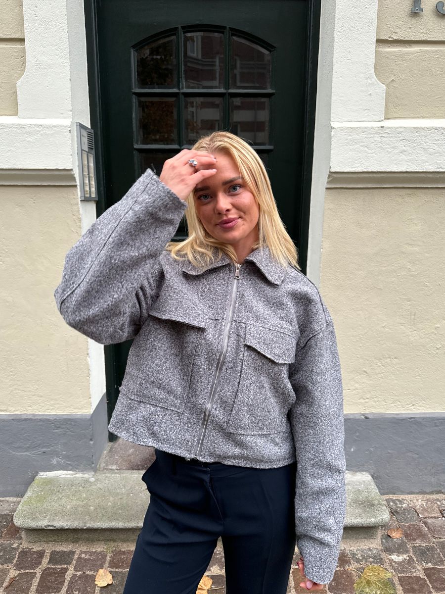 Una jakke - Grå