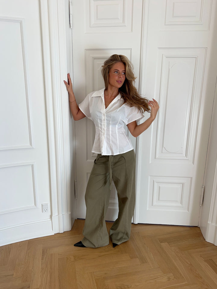 Alessia figursyet kortærmet skjorte - Hvid