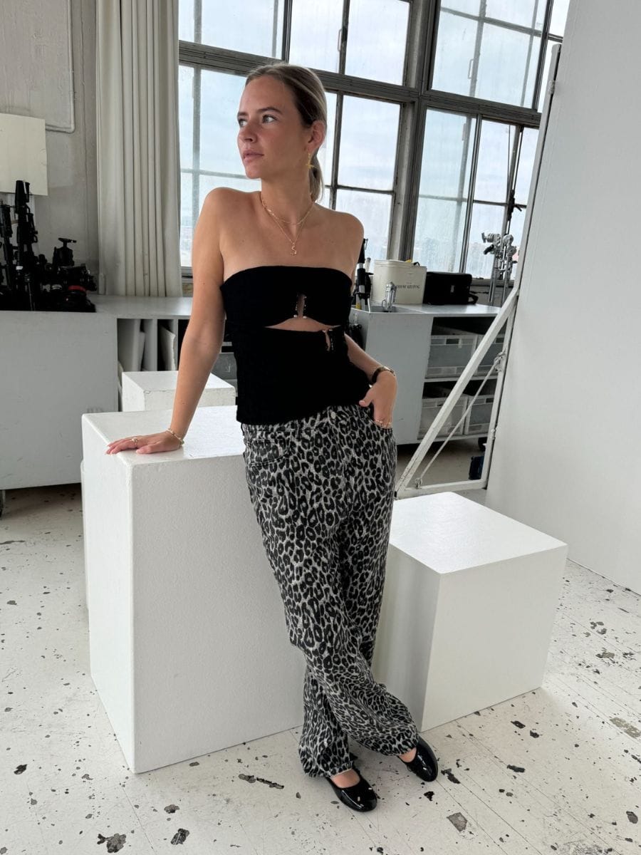 Alma Blonde Top Sort