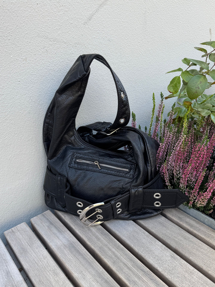 Ayla buckle skuldertaske - Sort