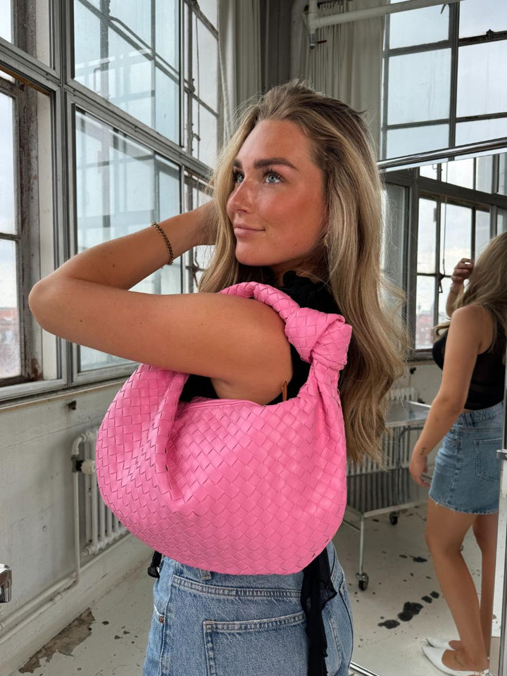 Emily taske - Pink