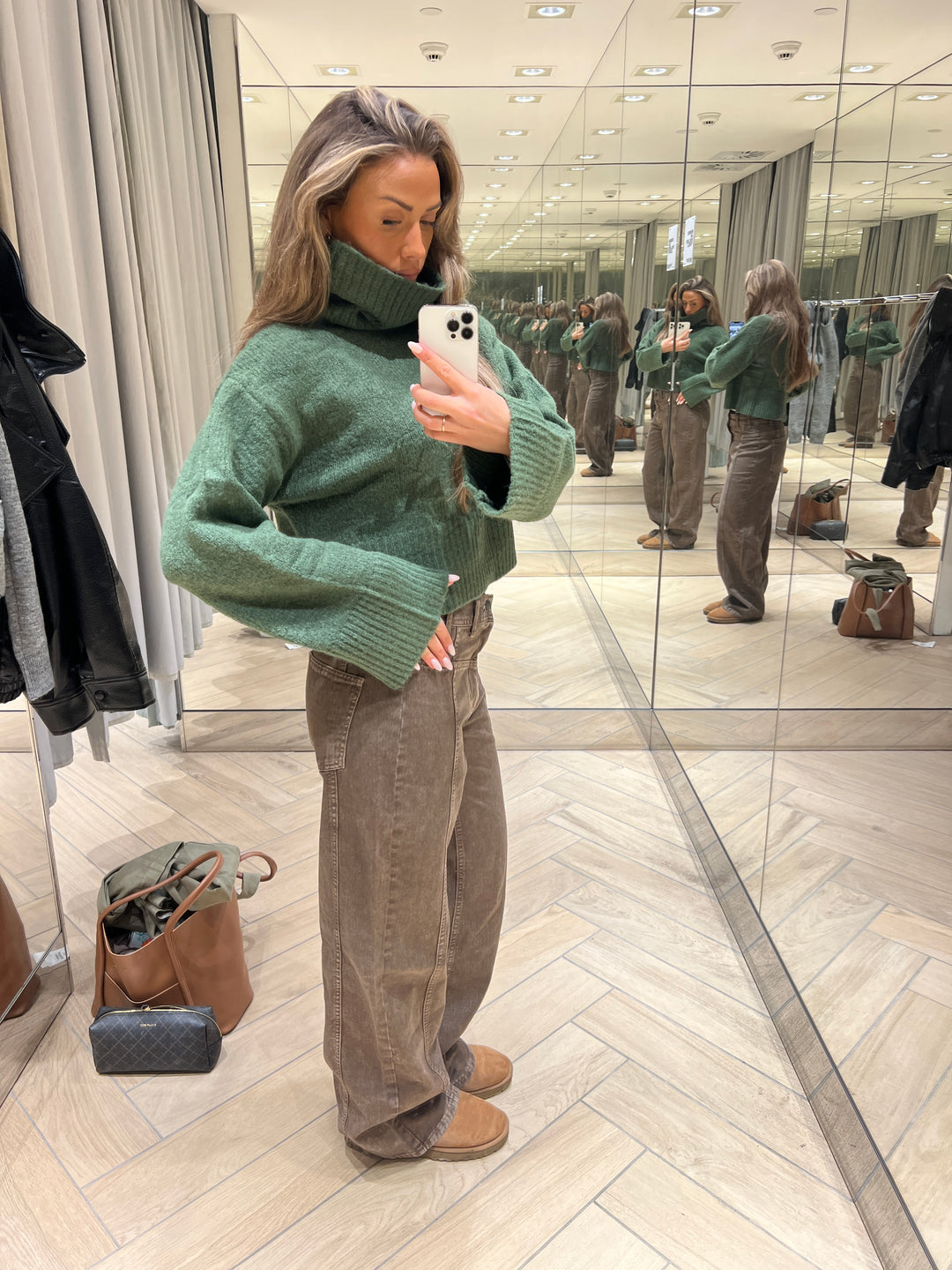 Elly high neck strik - Mørkegrøn