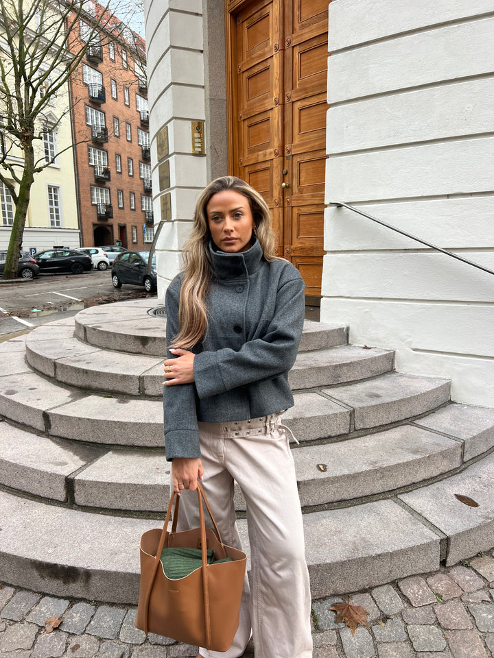 Clea high neck jakke - Mørkegrå