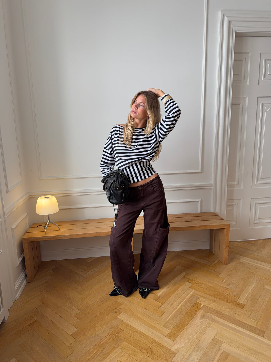 Ida fitted stribet langærmet top - Sort/Hvid