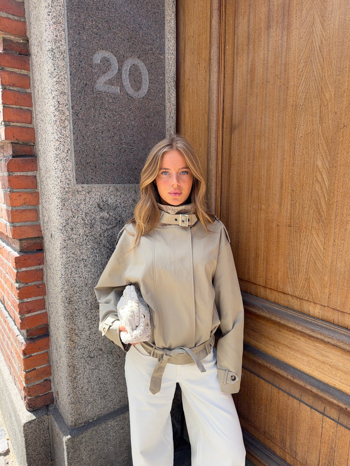 Ona funnel neck jakke - Beige