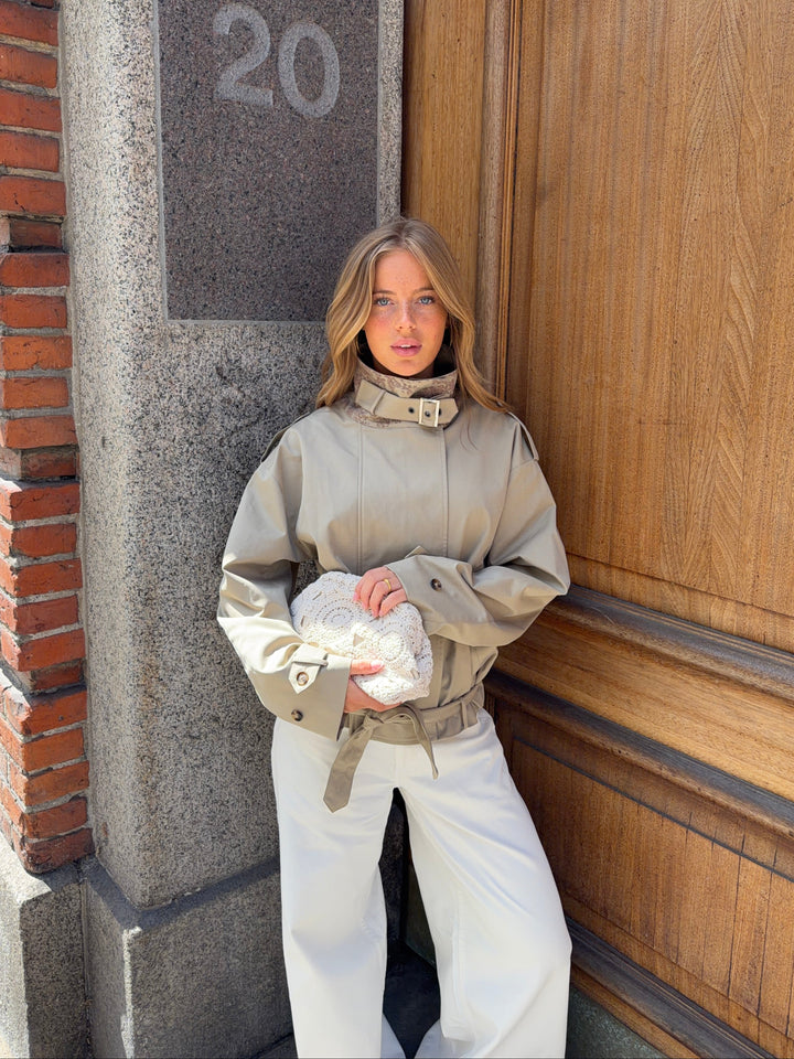 Ona funnel neck jakke - Beige