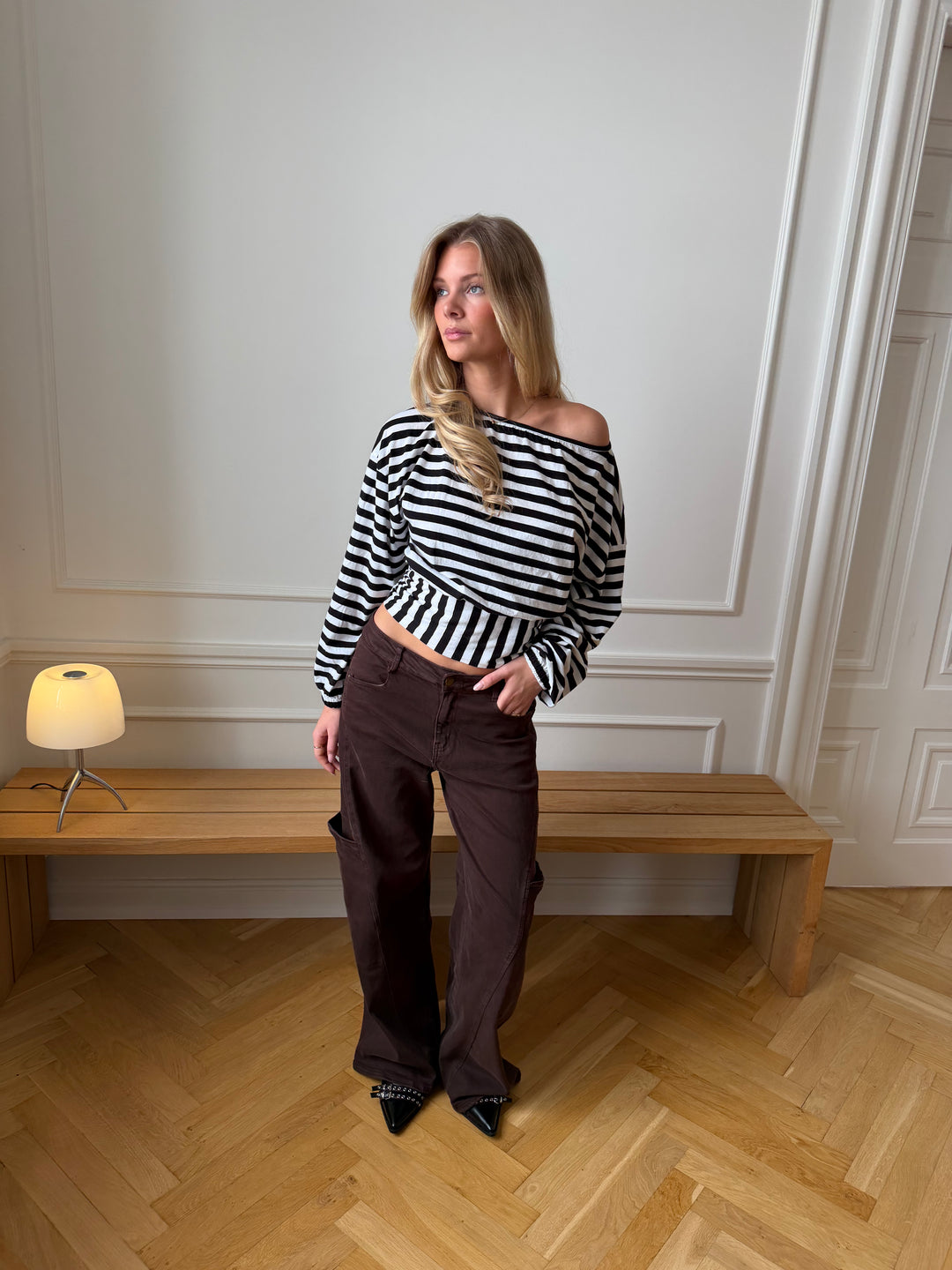 Ida fitted stribet langærmet top - Sort/Hvid