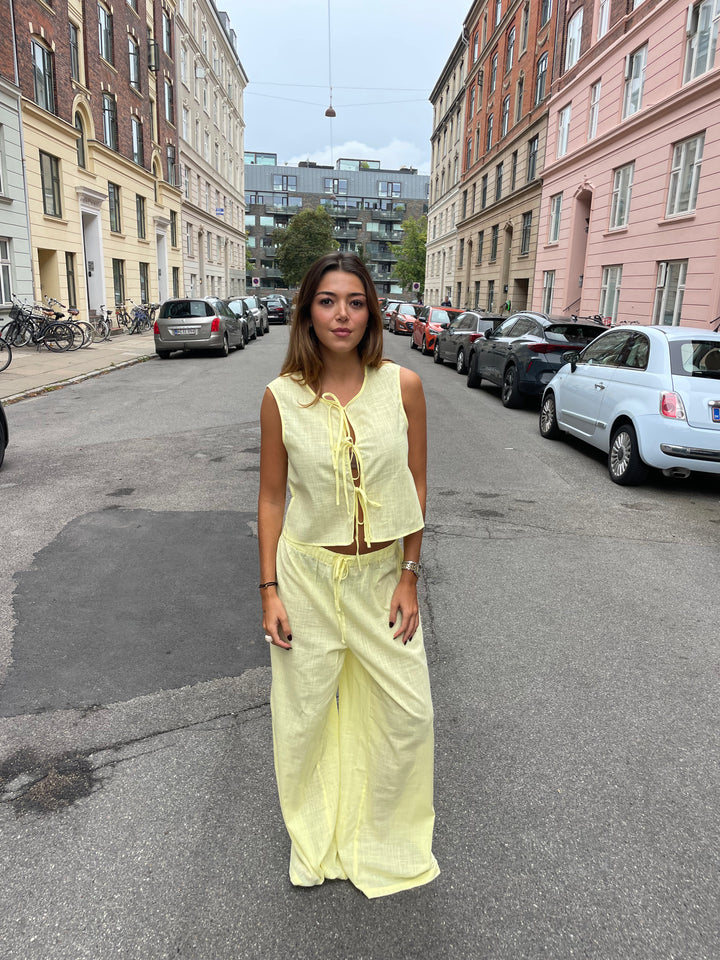 Elva hørbukser - Lysegul