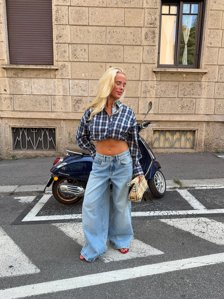 Hilma ternet boxy shirt - Mørkeblå/hvid