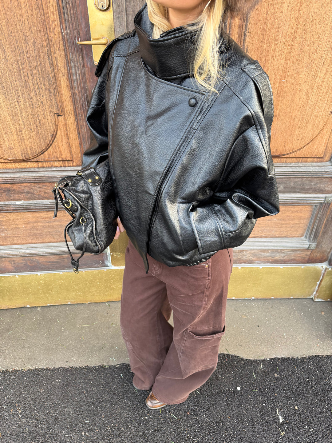 Linea pu high neck jakke - Sort