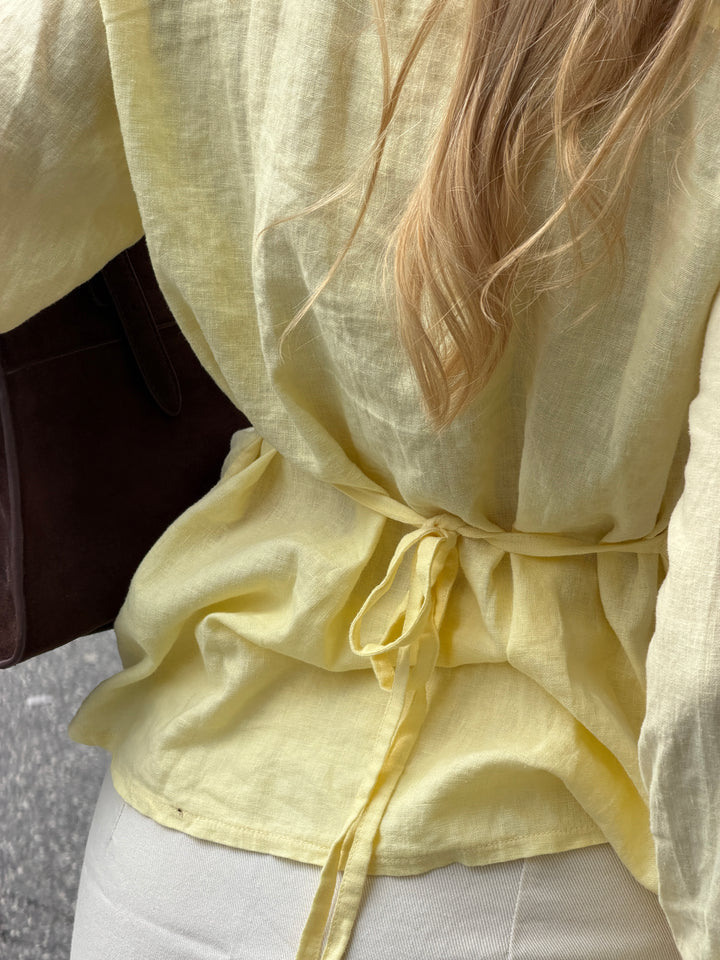 Lira fitted hørskjorte - Lysegul