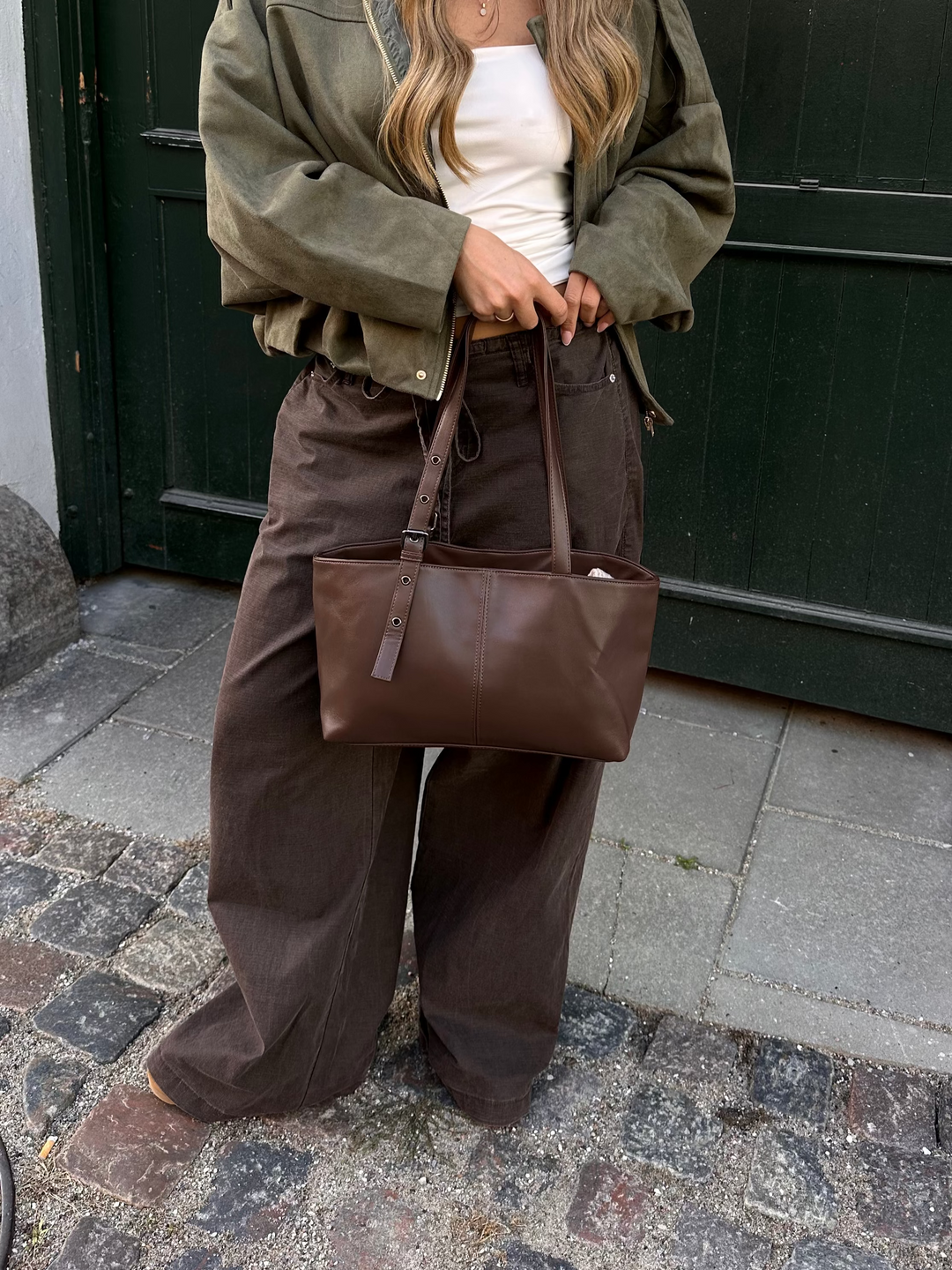 Ingrid skuldertaske - Mørkebrun