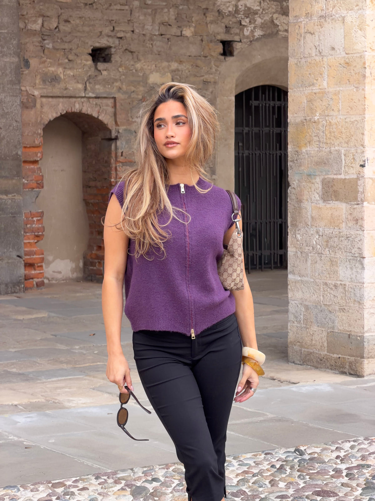 Tora Strik Vest Berry