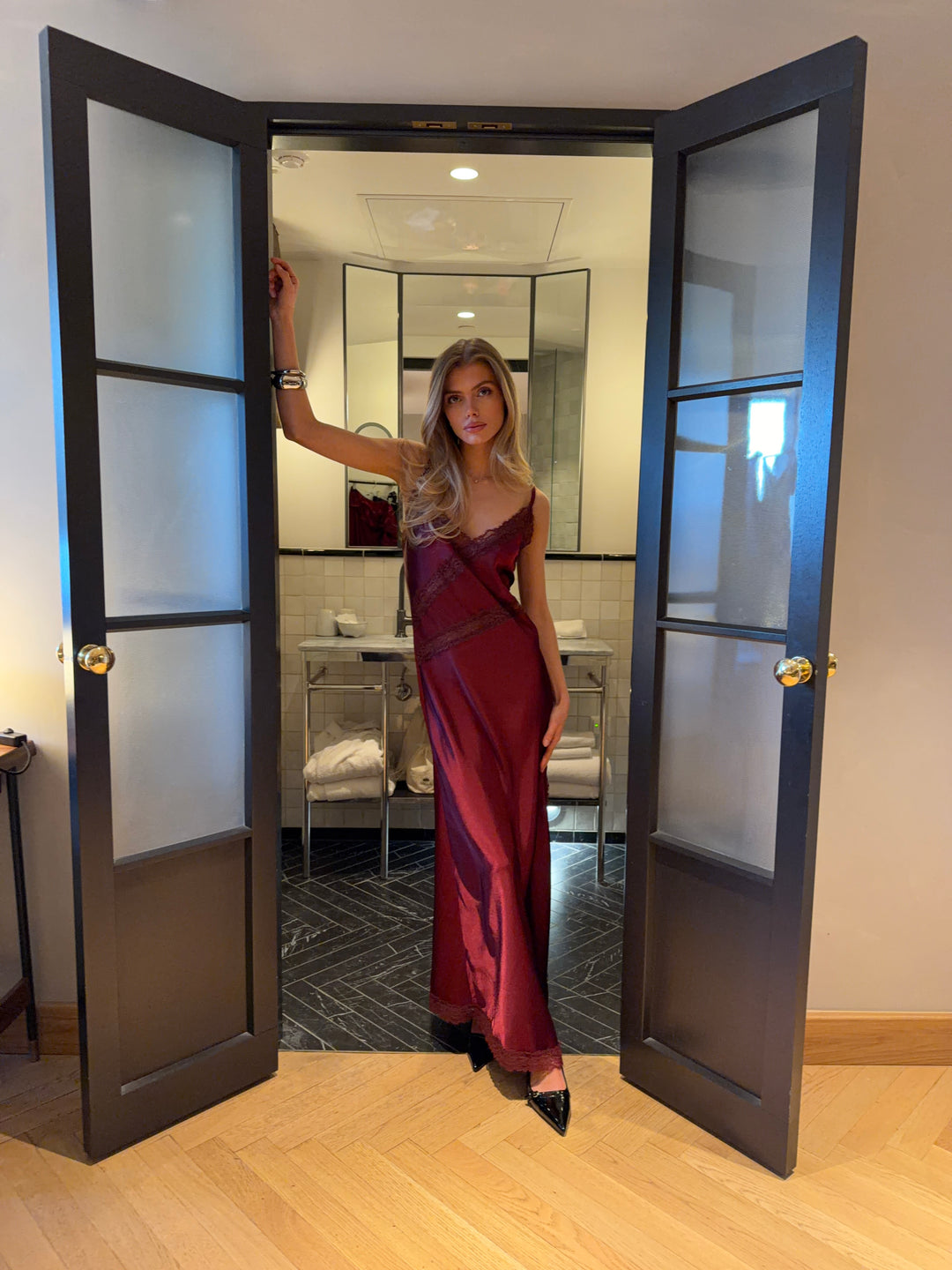 Dora maxi satin blonde kjole - Burgundy