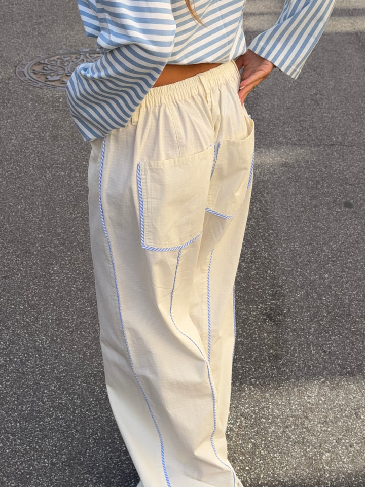 Jua stribedetalje baggy bukser - Cremehvid