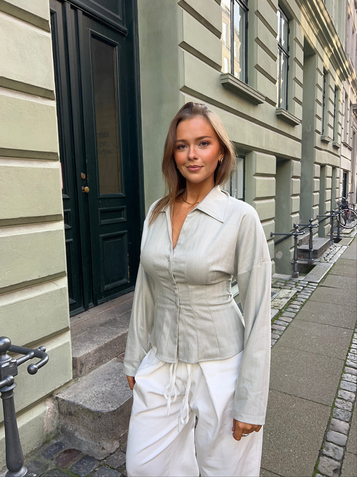 Alessia figursyet stribet skjorte - Beige