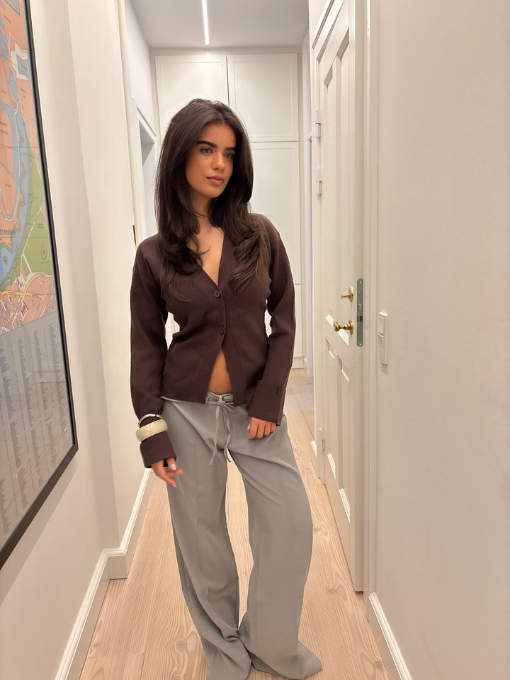 Frida figursyet cardigan - Brun