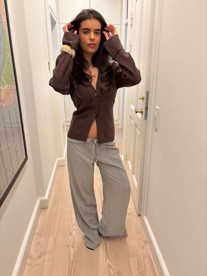 Frida figursyet cardigan - Brun