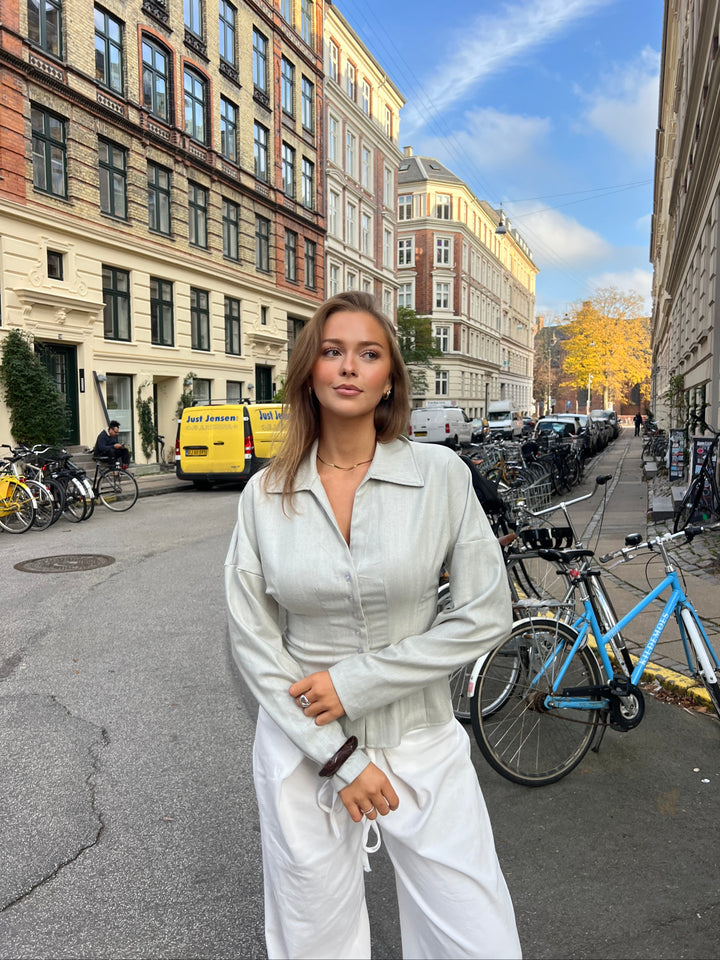 Alessia figursyet stribet skjorte - Beige