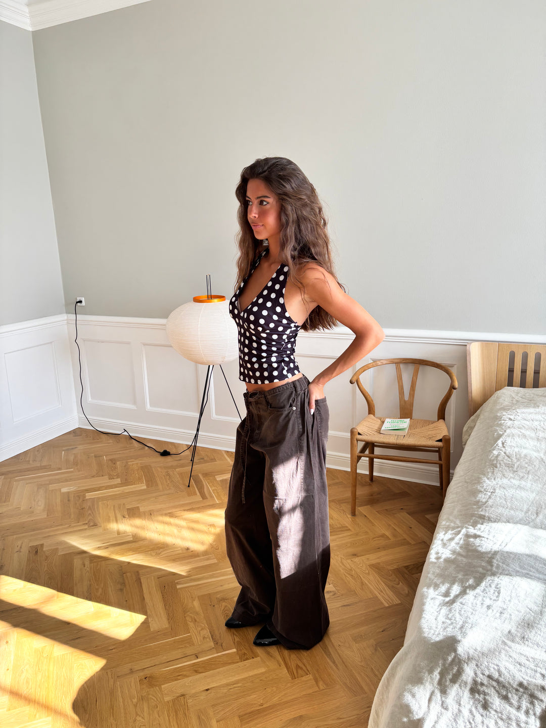 Ophelia polkaprikket top - Sort/Hvid