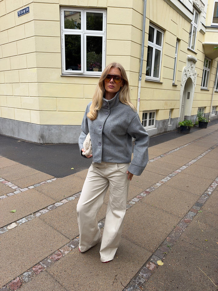 Clea high neck jakke - Grå
