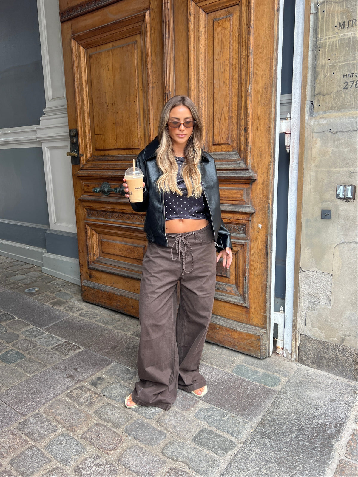 Emmy Jakke Sort