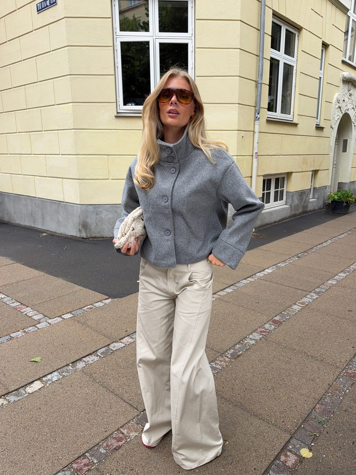 Clea high neck jakke - Grå