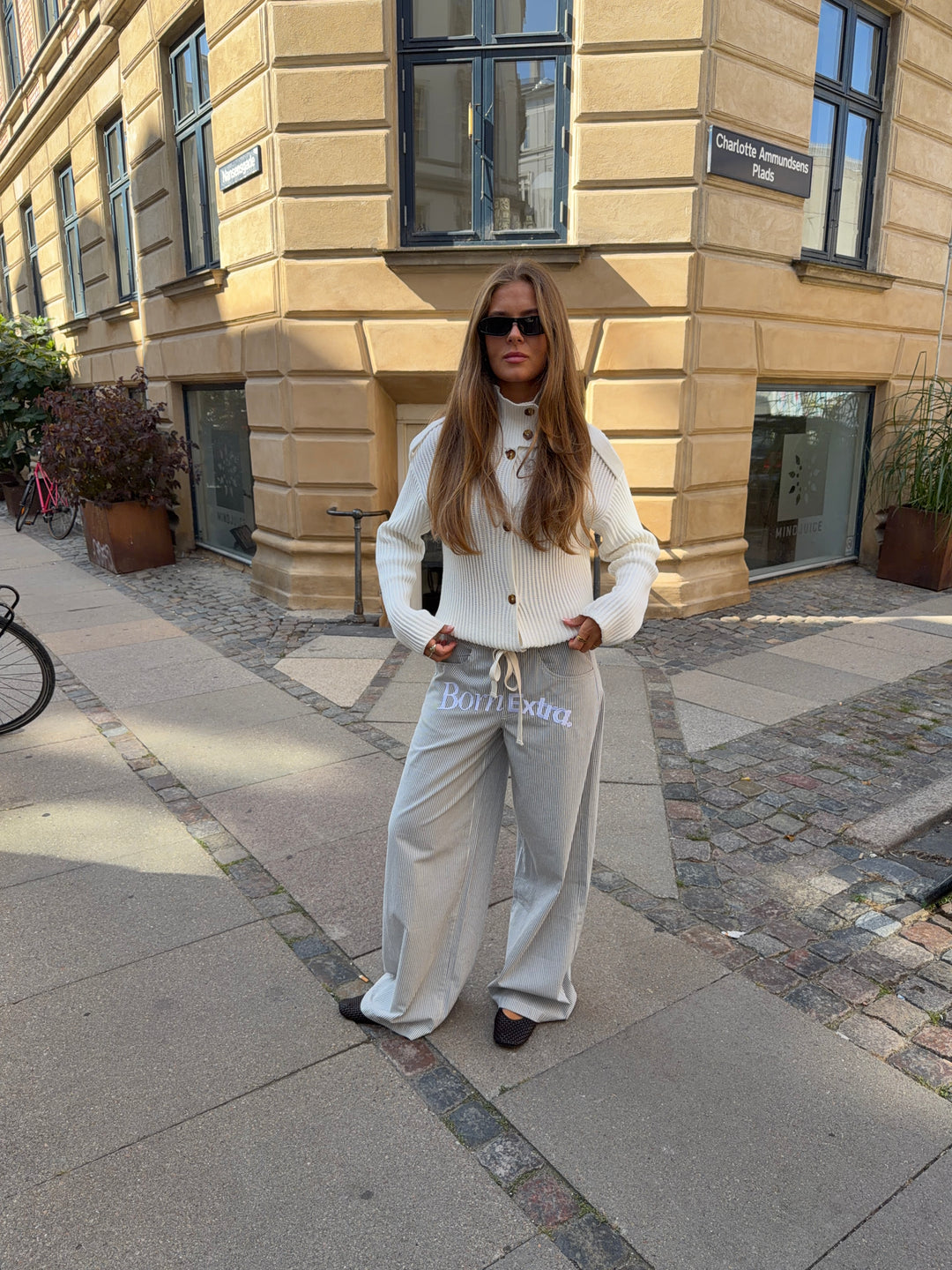 Joy stribet løse bukser - Mørkeblå/cremehvid