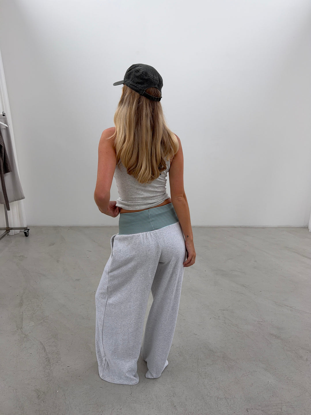 Wela stribet sweatpants - Grå mélange