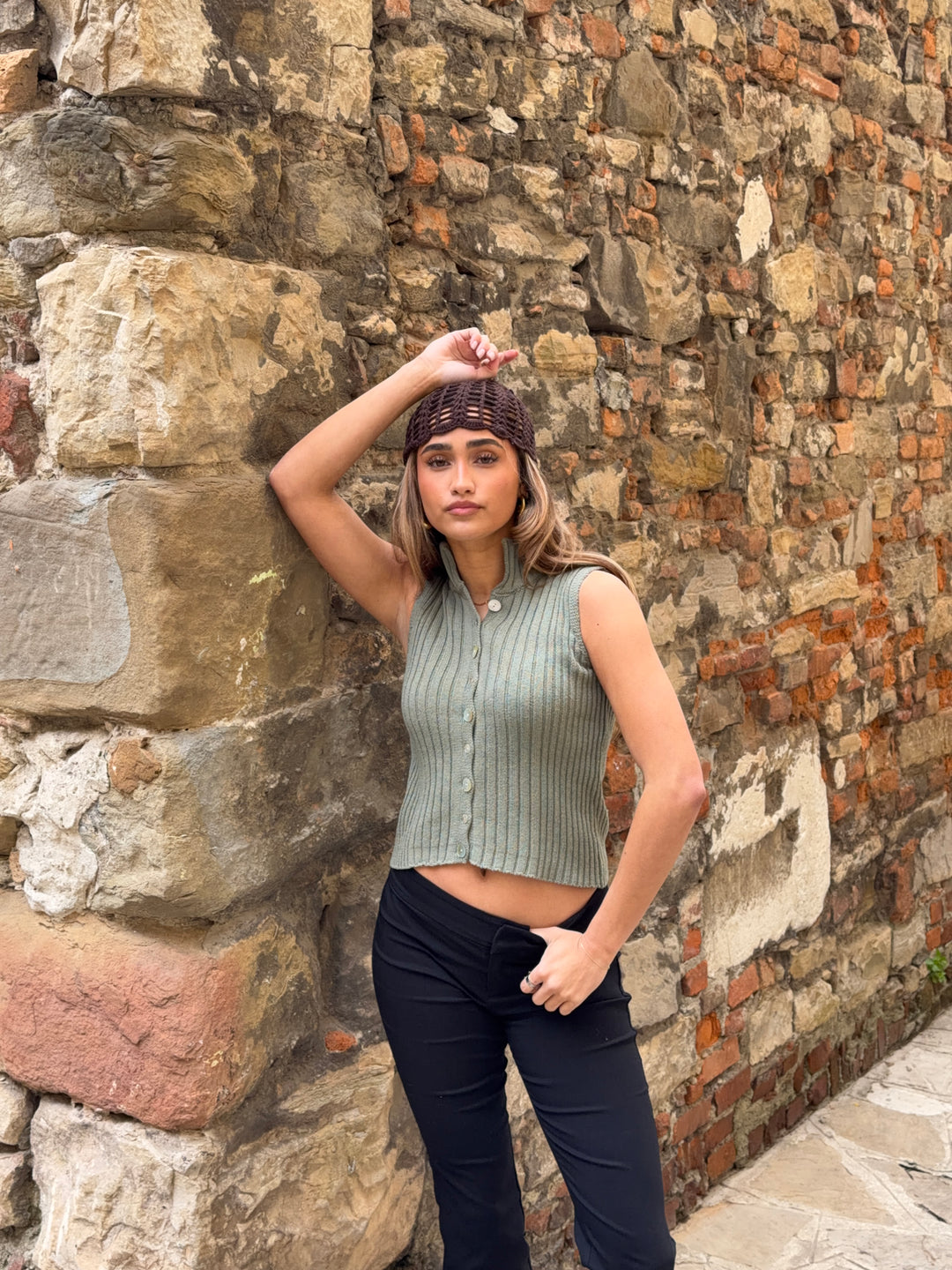 Sigga high neck knap top - Sage
