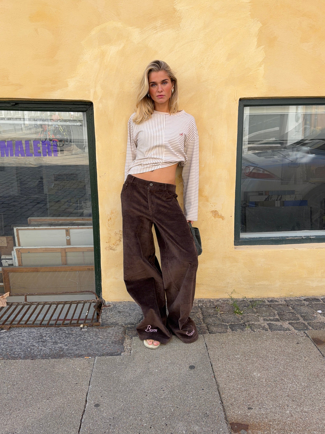 Celina baggy fløjlsbukser - Mørkebrun
