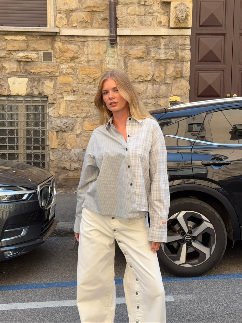 Hilma dobbelt boxy shirt - Lysegrå/hvid