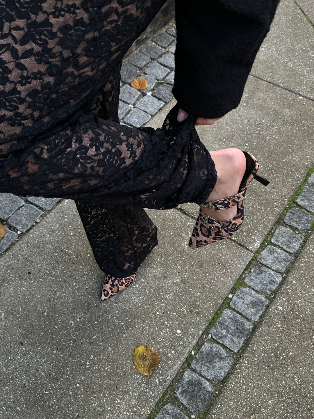 Leopard pumps