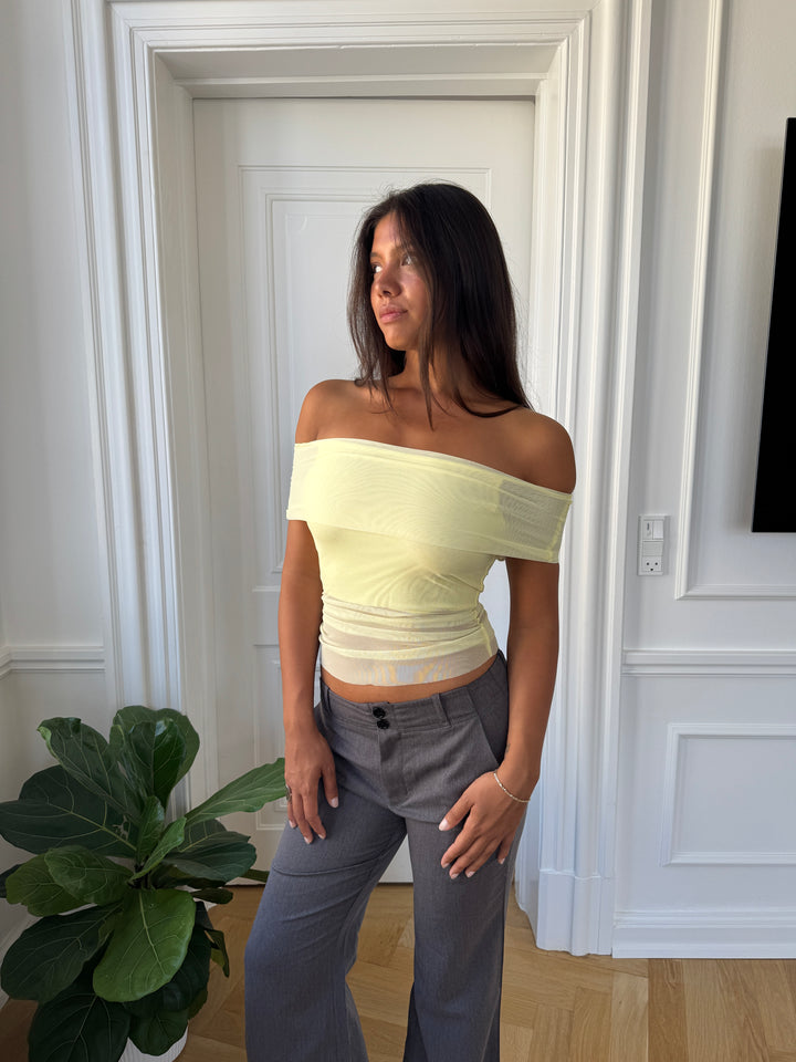 Silva mesh off shoulder top - Lysegul