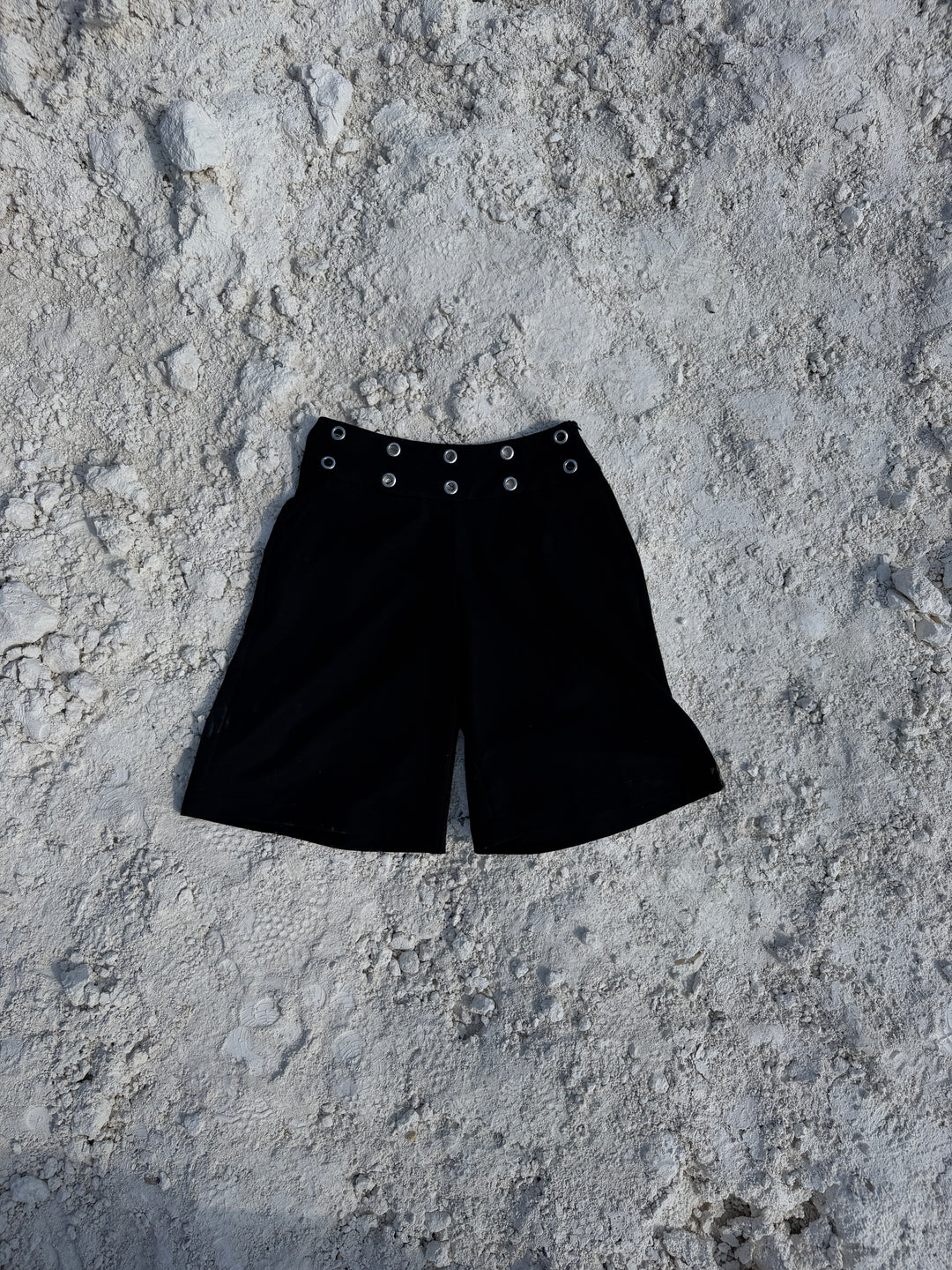 Lara eyelet bermuda shorts - Sort