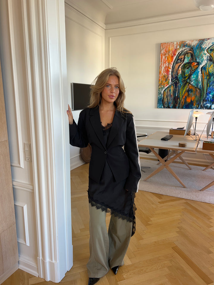 Livia Bindebånd blazer - Sort