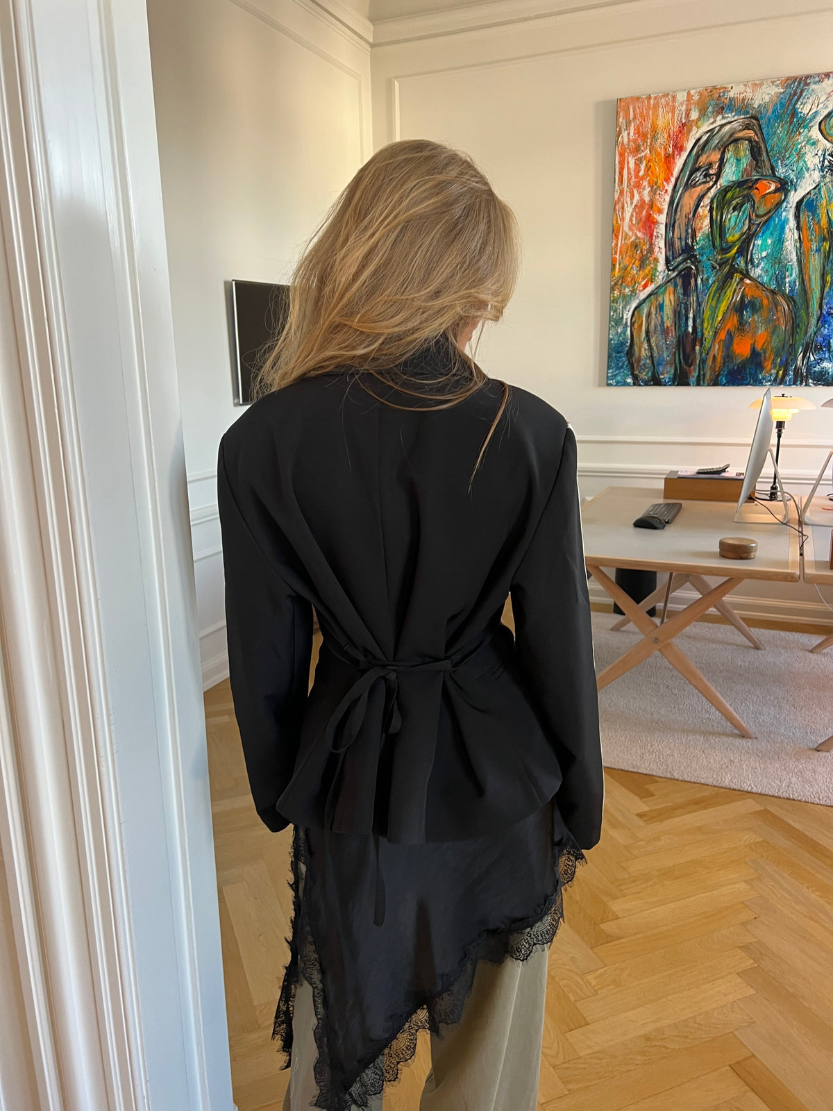 Livia Bindebånd Blazer Sort