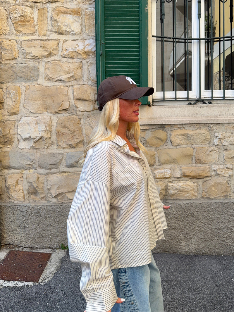 Hilma boxy pinstriped shirt - Råhvid/grå