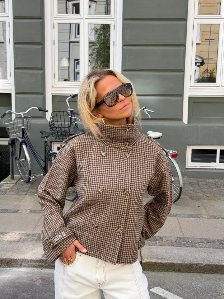 Cleo funnel neck trenchcoat jakke - Ternet brun