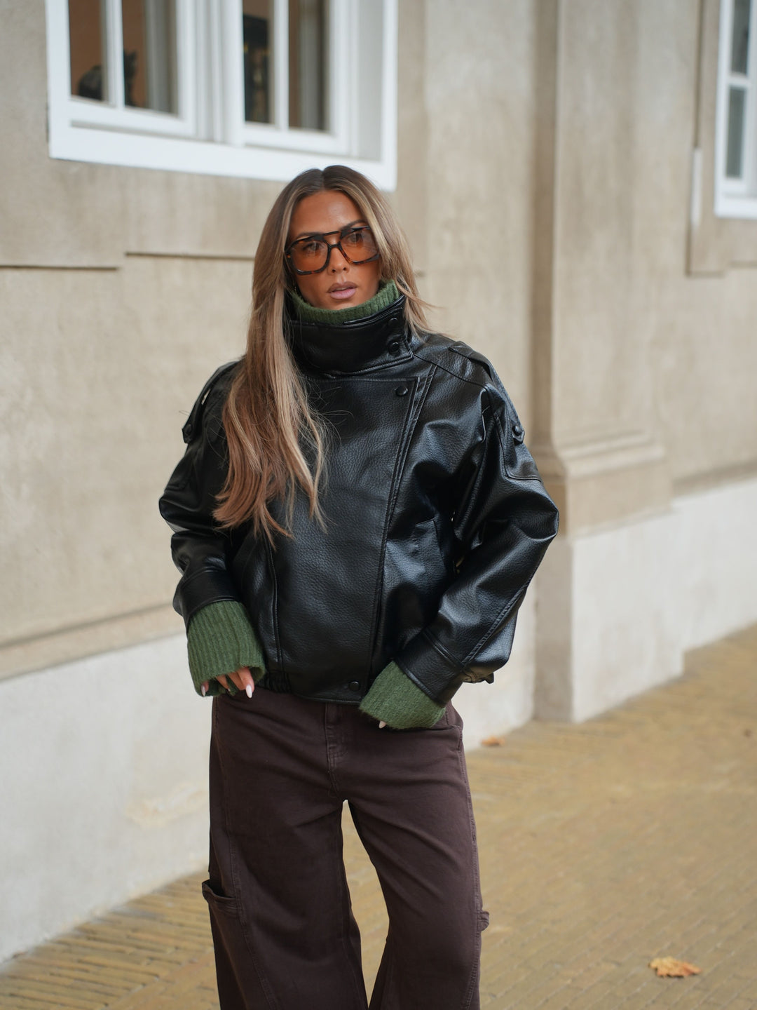 Linea pu high neck jakke - Sort