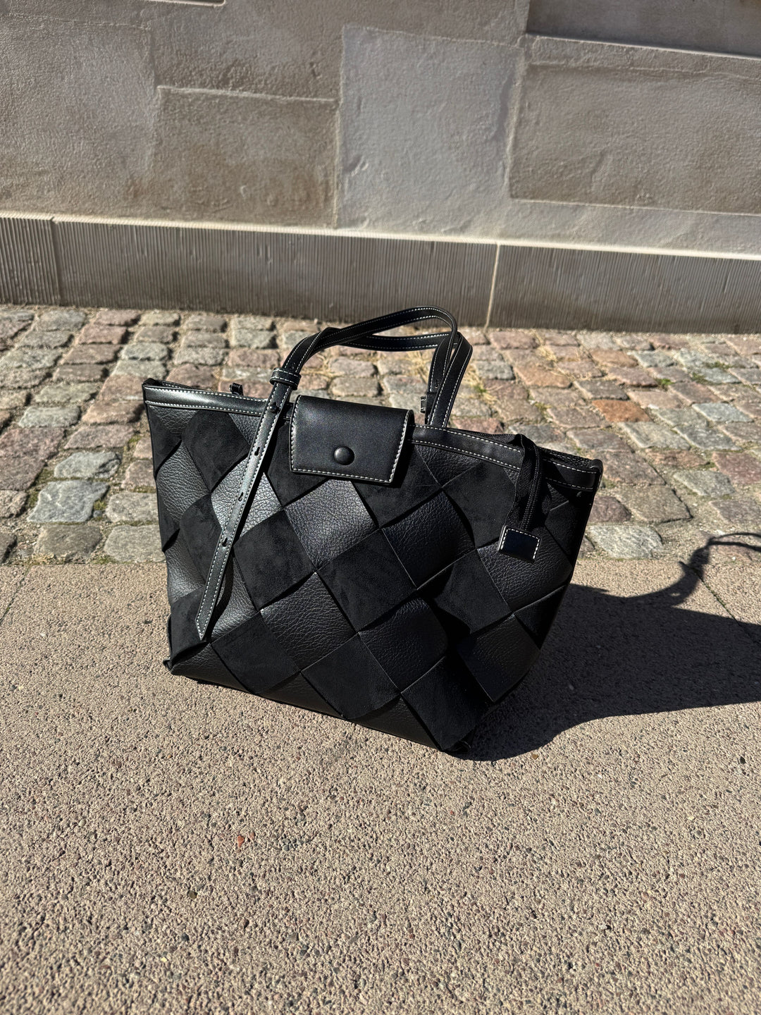 Tilia flettet skuldertaske - Sort