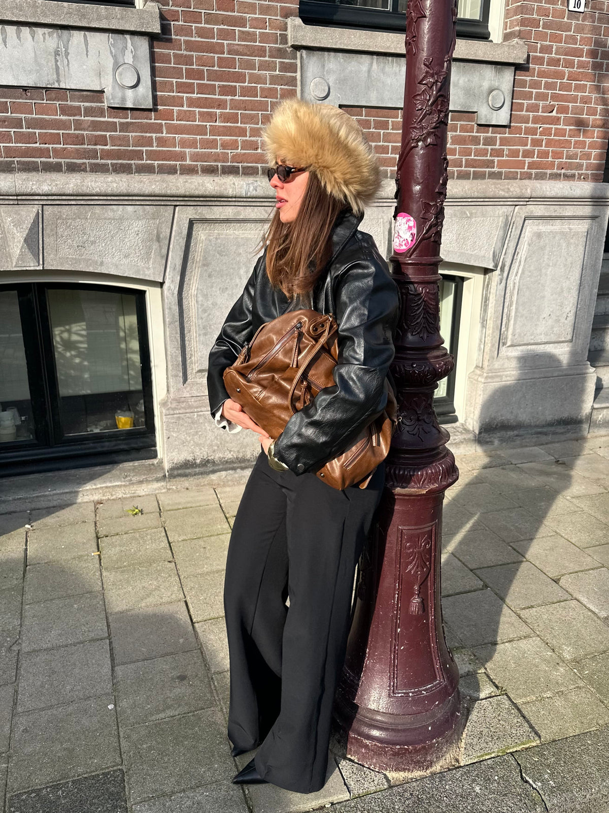Kiva Skuldertaske Brun